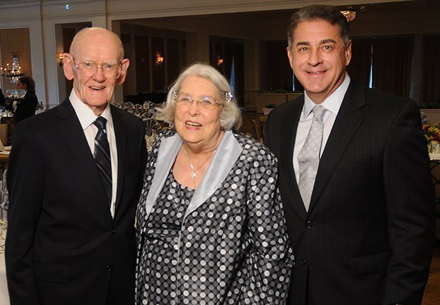 honorees Bob and Sally Thomas with Chairman Lance Boudreaux (2).png